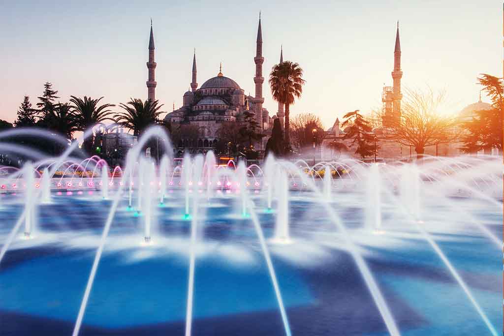 أجمل الفنادق في إسطنبول اجمل المدن السياحة في تركيا افخم فنادق اسطنبول كما أصبحت الأن السياحة في إسطنبول تتصدر المرتبة الأولى في السياحة 