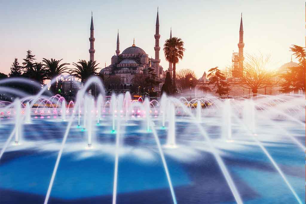 أجمل الفنادق في إسطنبول اجمل المدن السياحة في تركيا افخم فنادق اسطنبول كما أصبحت الأن السياحة في إسطنبول تتصدر المرتبة الأولى في السياحة