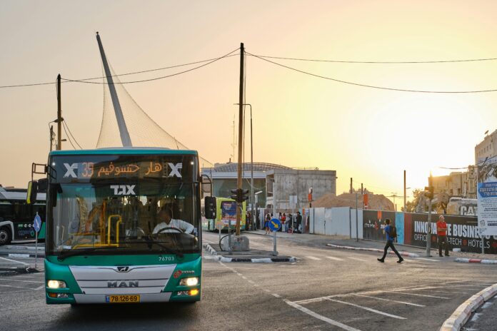 شوارع القدس المفتوحة لحركة السيارات يوم كيبور